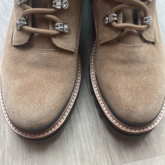 🎉Host pick🎉Marc Fisher Ltd Idaran Hiker Boot Light Cognac Suede Women’s 9.5 - Picture 4 of 13